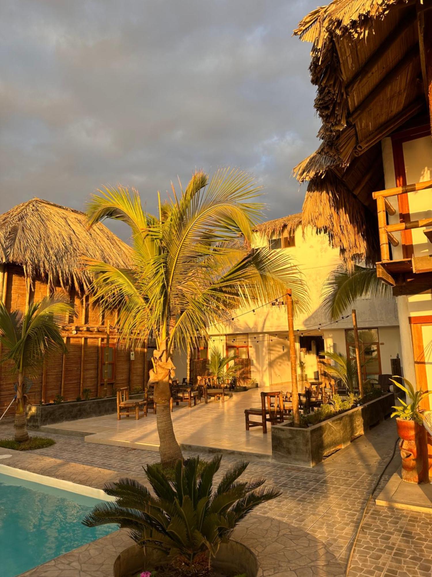 Hotel Puerto Antiguo Los Organos Ngoại thất bức ảnh